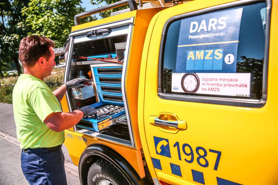 AMZS pomoč na cesti | Avtor: Saša Despot