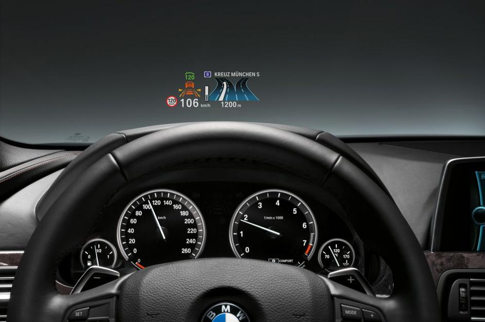 BMW HUD zaslon