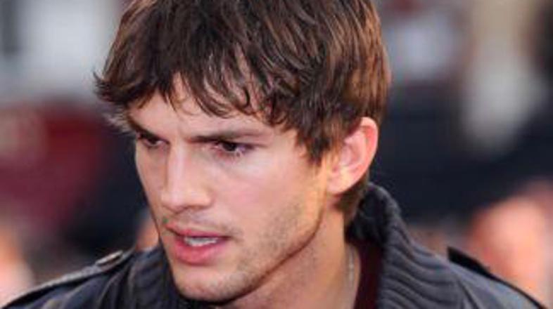 "Kritiki naj se brigajo za svoje otroke."