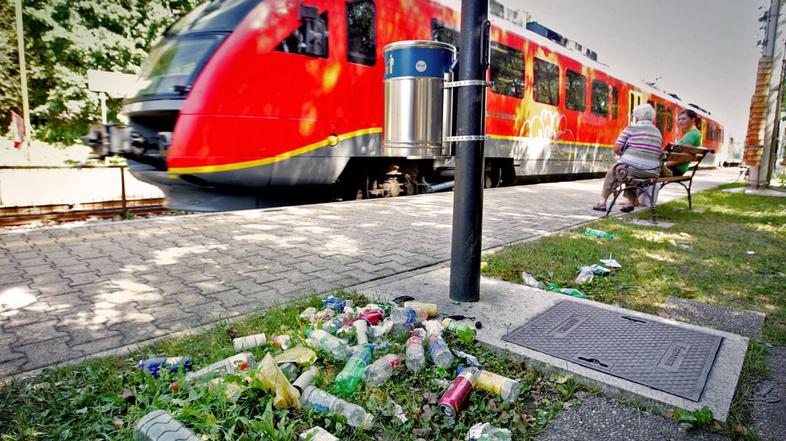 Smeti na železnici 