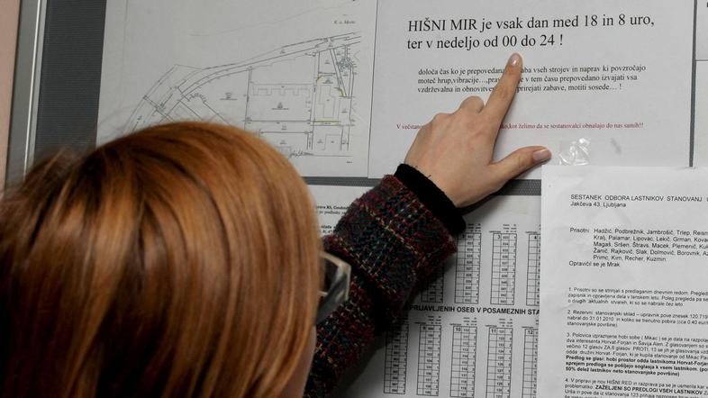 Nov hišni red po 18. uri prepoveduje tudi uporabo gospodinjskih aparatov. (Foto: