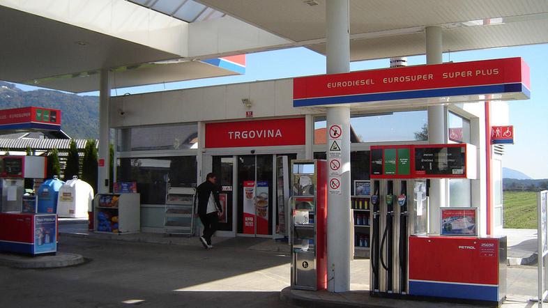 Cenam goriv bo prištet dodatek. (Foto: Polona Pegan)