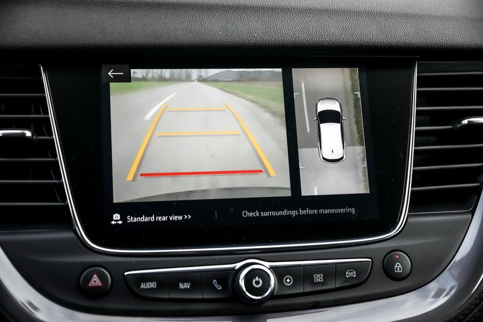 Opel Grandland X Hybrid4 | Avtor: Saša Despot