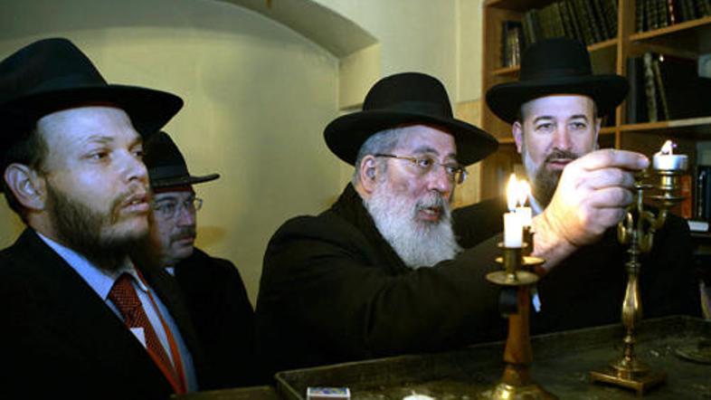 Rabini so prepričani, da so pregnali gripo.