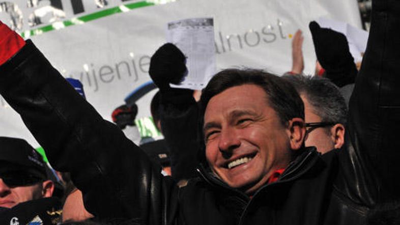 Pahor se mudi na večdnevnem obisku na Kitajskem. (Foto: Mediaspeed)