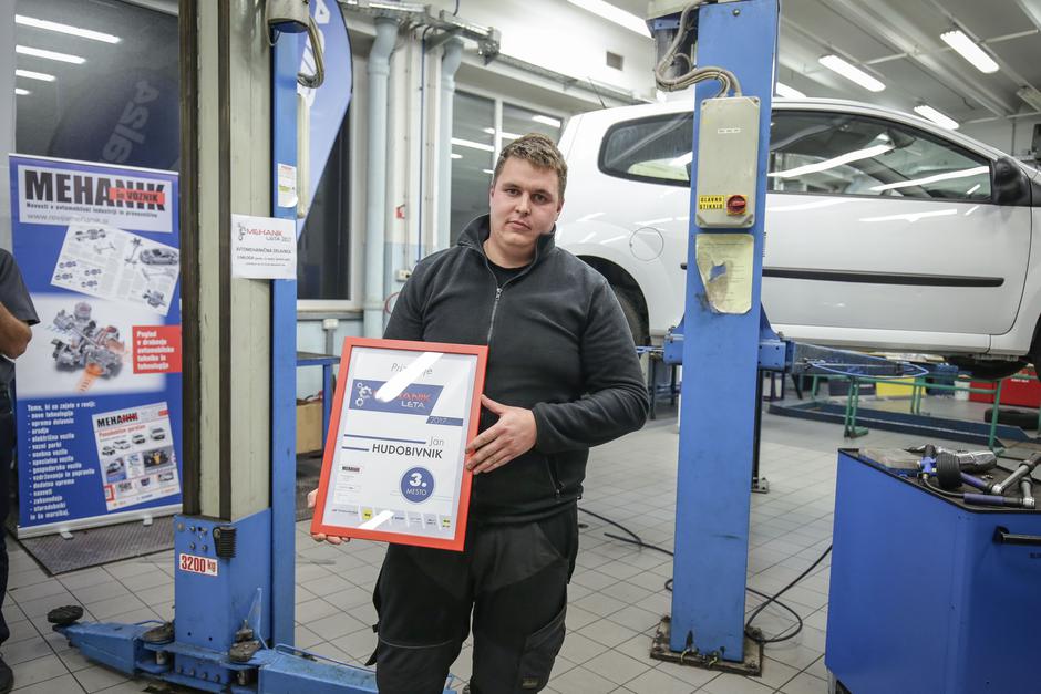 mehanik leta | Avtor: Saša Despot