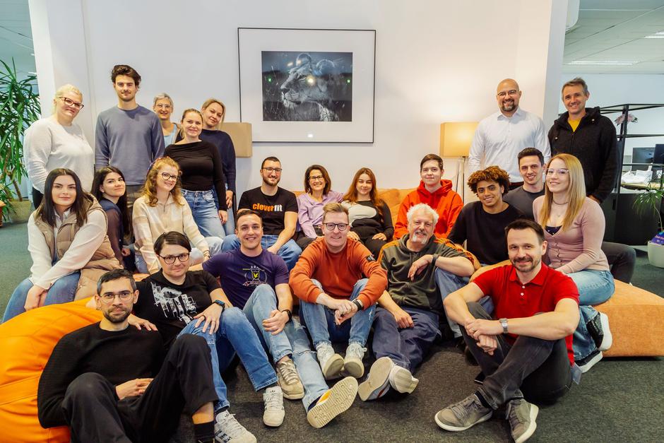 Skupinska fotografija sodelujočih v workation eksperimentu | Avtor: Aleksandar Domitrica