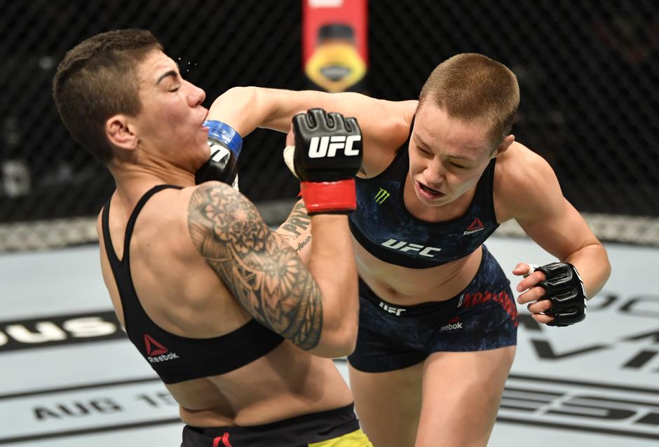 Jessica Andrade Rose Namajunas | Avtor: Reševalni pas/Twitter