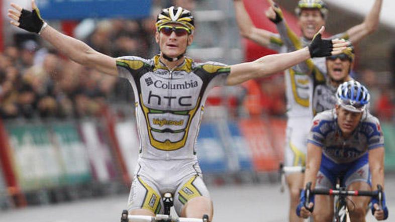 Andre Greipel je slavil na četrti etapi dirke po Španiji.