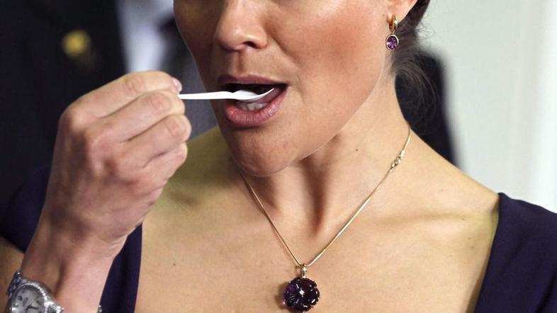 Princesa Victoria naj bi bila tokrat zagotovo noseča. (Foto: Reuters)