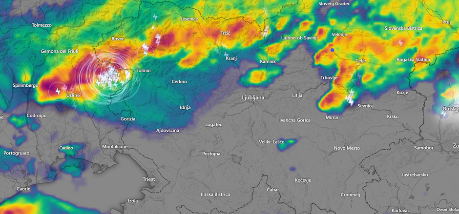 nevihte iznad Italije | Avtor: zajem zaslona