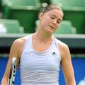 Dinara Safina je dobro začela, a si nato privoščila poraz proti 132. igralki sve