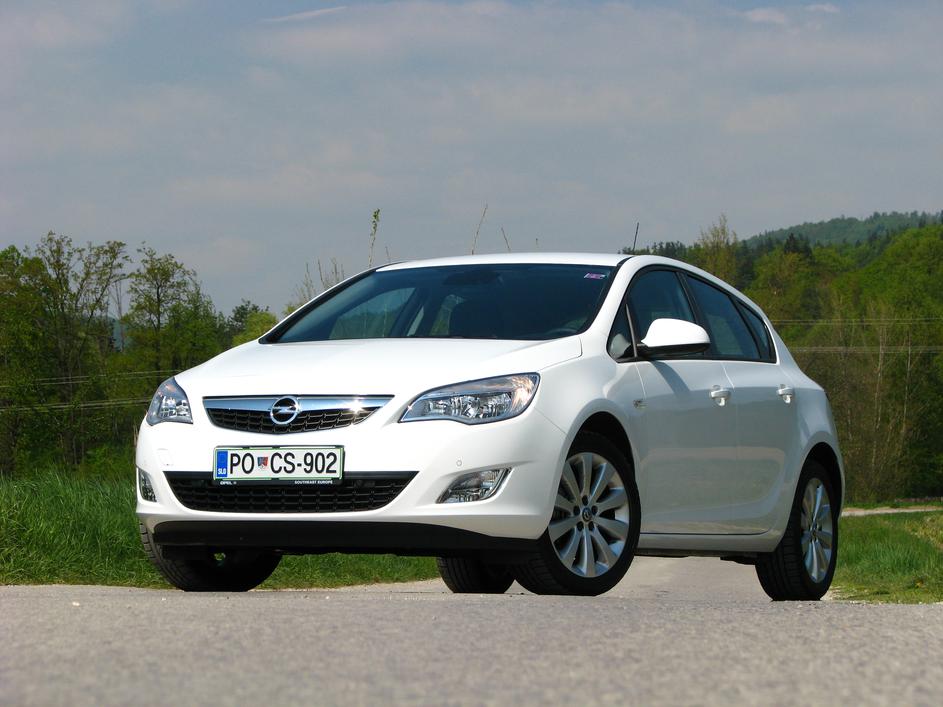 Opel astra 1,6 enjoy

