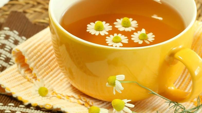 čaj, kamilica