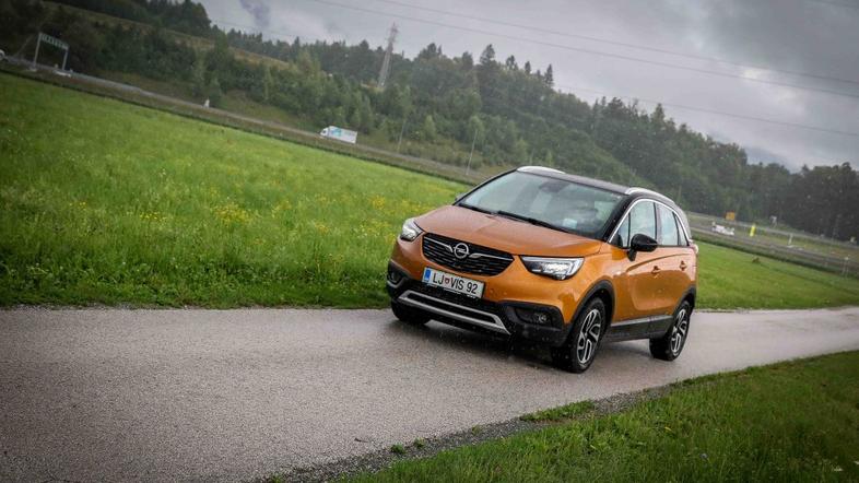 Opel Crossland X