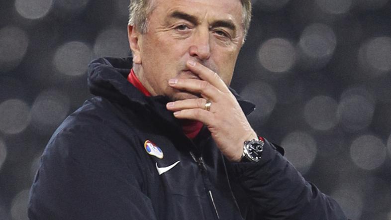 sport 13.12.12. Radomir Antić, srbski trener, Serbia's coach Radomir Antic obser