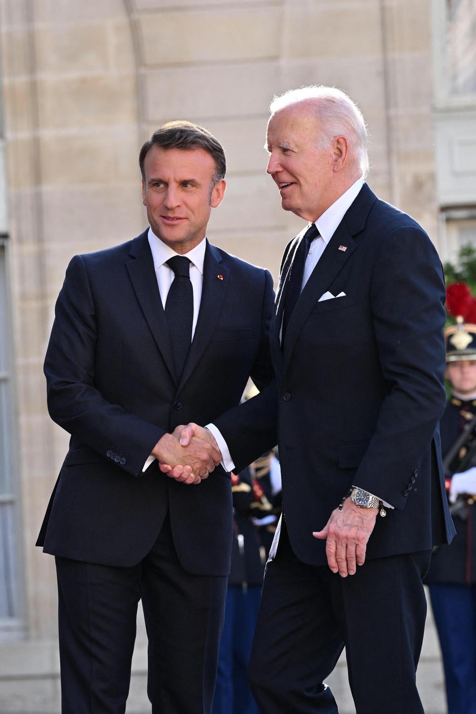 Joe Biden in Emmanuel Macron | Avtor: Profimedia