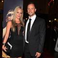 razno 14.02.13. Atlet ustrelil svoje dekle, Oscar Pistorius in Reeve Steenkamp, 