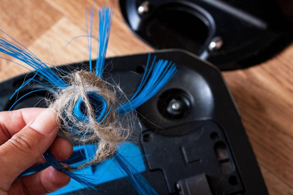 Robotski sesalnik, sesalec, sesanje | Avtor: Profimedia