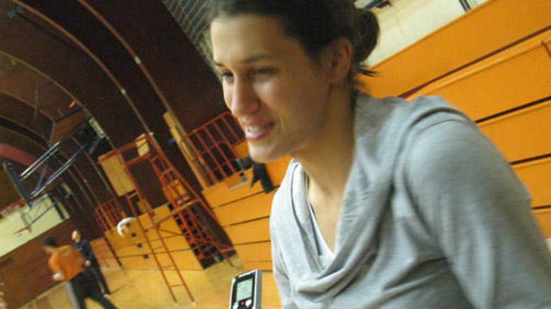 Andrea Lekić ostaja v vrstah slovenskih rokometnih prvakinj. @ Jaka Sajovic