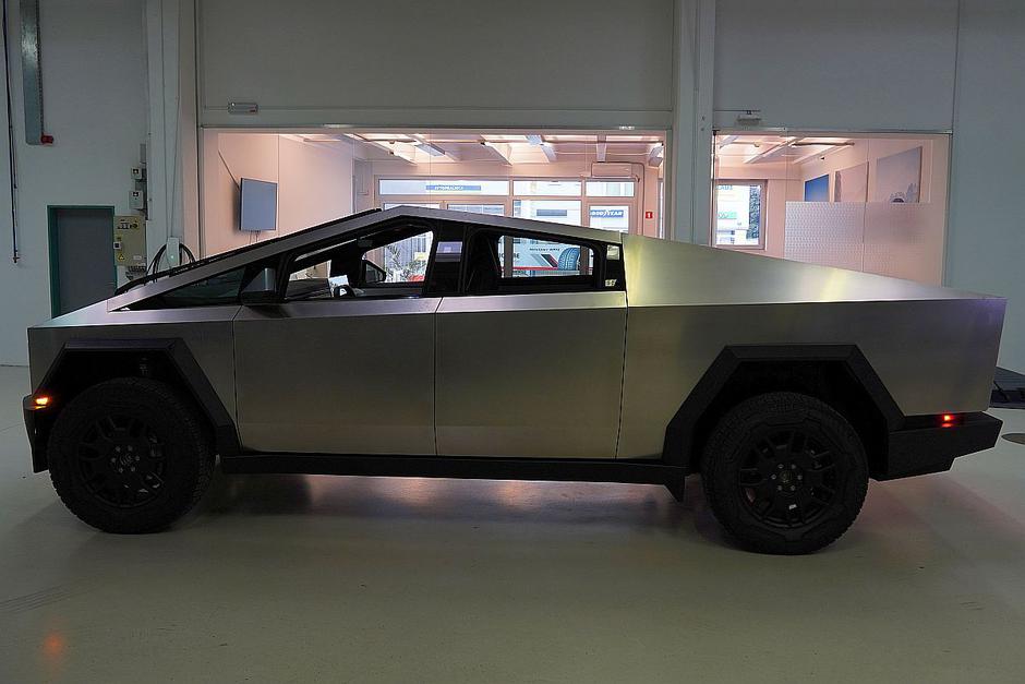 Tesla Motors cybertruck, električni polotovornjak | Avtor: Matija_Janežič