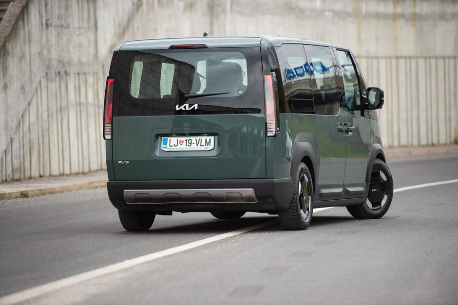 Kia PV5 | Avtor: Anže Petkovšek