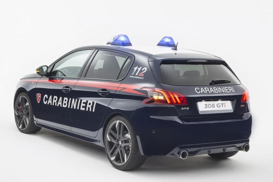 Peugeot 308 GTi | Avtor: Arma dei Carabinieri