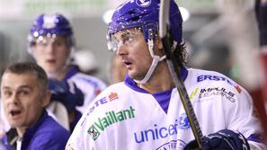 Enega od devetih zadetkov Medveščaka je prispeval tudi nekdanji ljubljenec navij