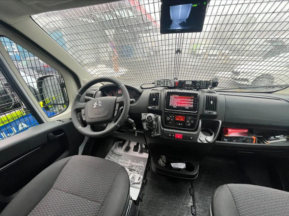 Slovenska policija z novimi citroën jumperji