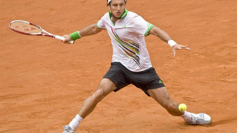 Juan Monaco je premagal Mardyja Fisha. (Foto: EPA)