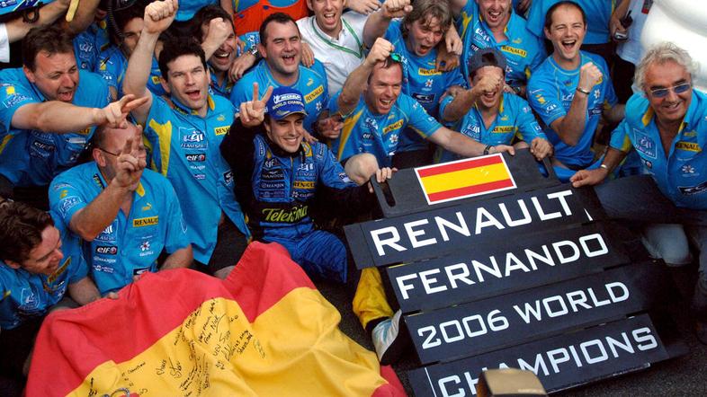 Takole je Fernando Alonso leta 2006 v Interlagosu osvojil drugi naslov prvaka. M