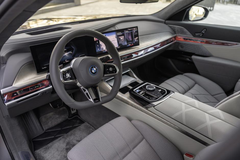 BMW i7, serija 7 | Avtor: Žiga Intihar/BMW