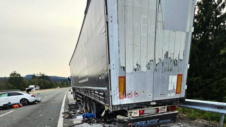Prometna nesreča na primorski avtocesti