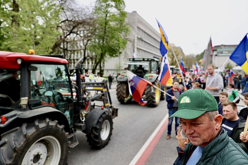 protestni shod kmetov v središču prestolnice | Avtor: Saša Despot