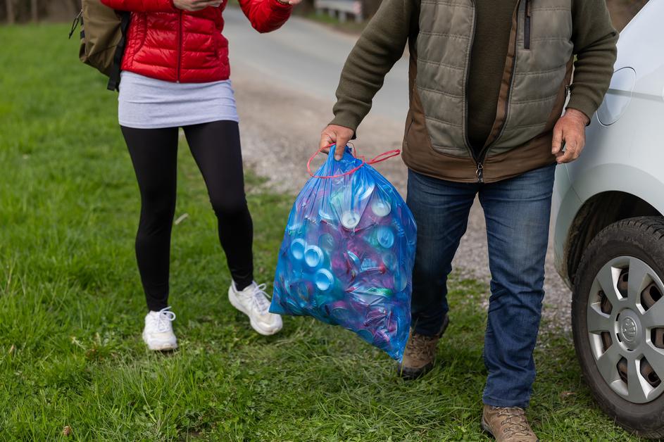 Čistilna akcija v Kranju - Kranj ni več usran