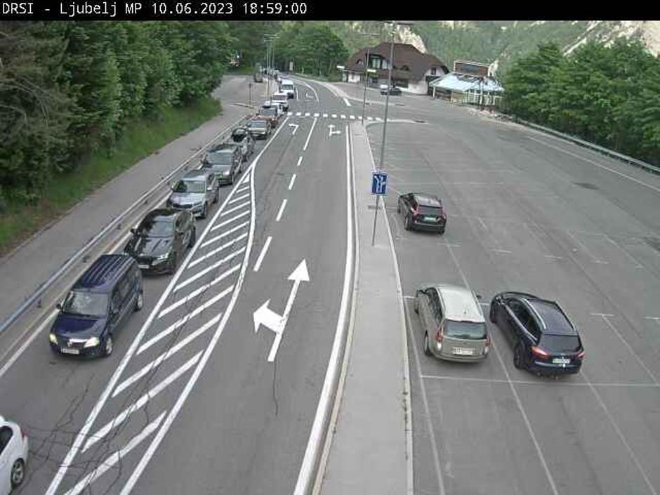 Ljubelj, zastoj pred predorom Ljubelj | Avtor: DRSI 