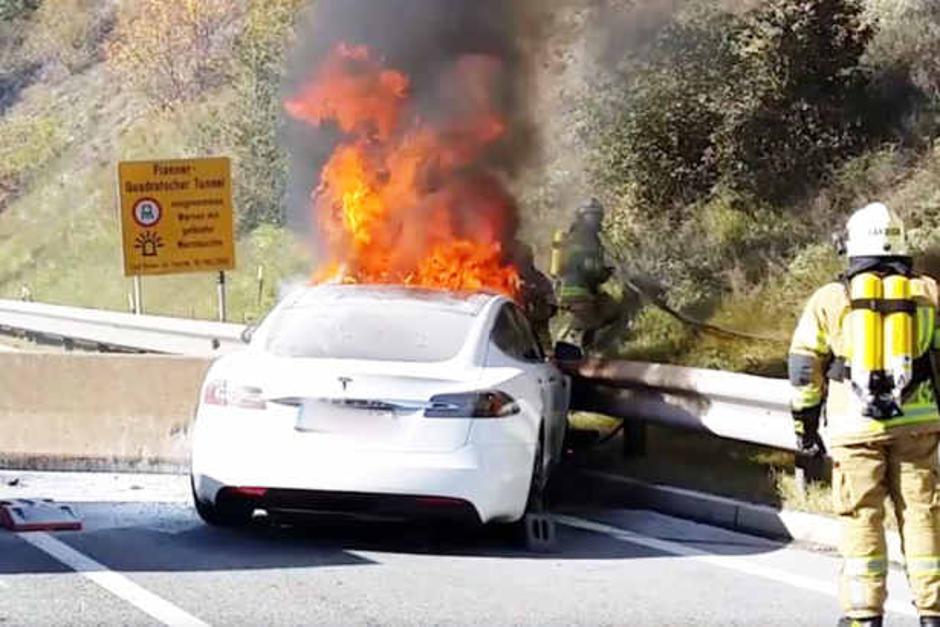 Tesla | Avtor: Feuerwehr Stadt Landeck