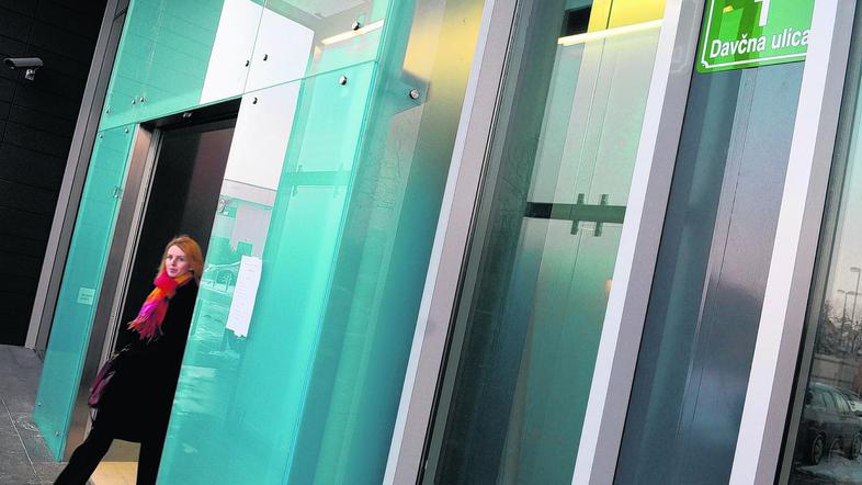 Če želite donirati del dohodnine, obvestite svoj davčni urad. (Foto: Anže Petkov