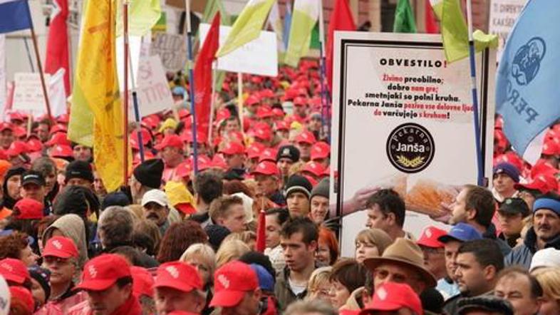 protest delavcev ifp