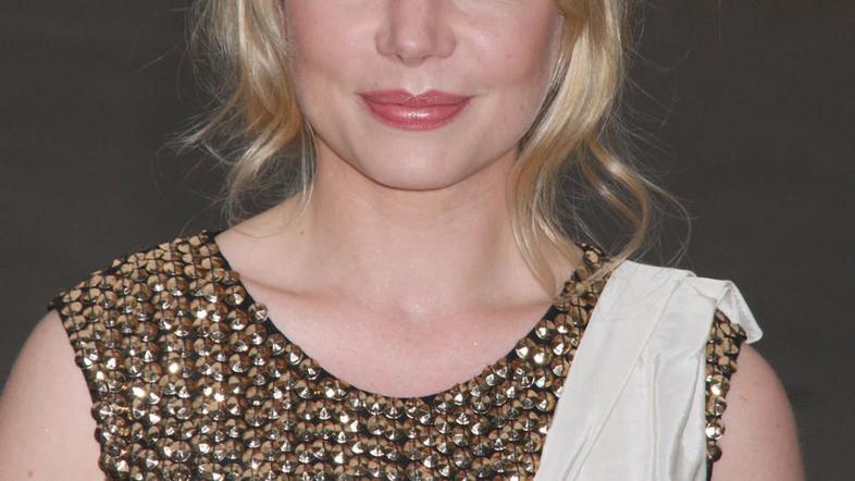 Michelle je premagala celo Scarlett Johansson. (Foto: Flynet/JLP)