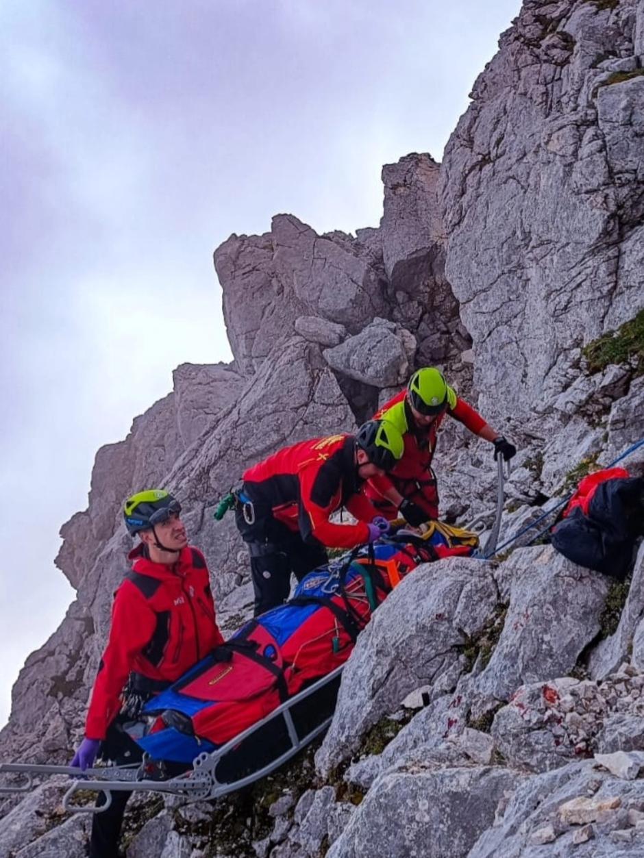 reševalna akcija v gorah Mangart | Avtor: GRS Bovec