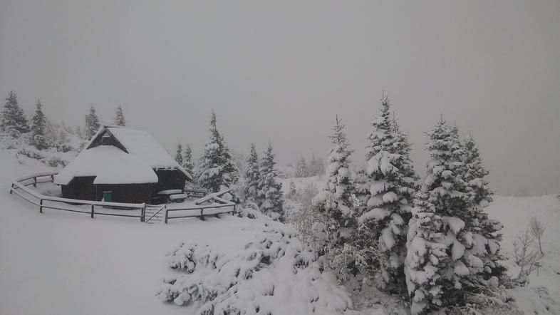 Velika Planina sneg