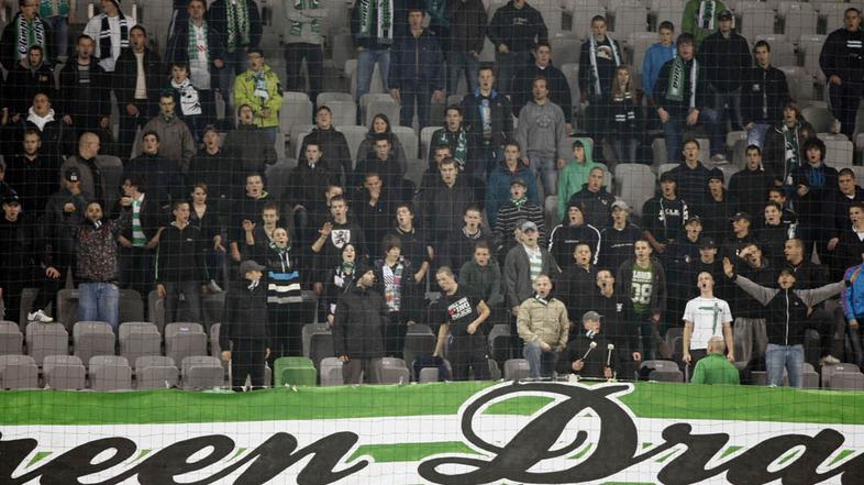 Mura Olimpija navijači Green Dragons