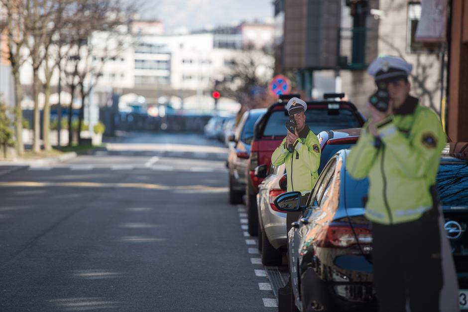 Policijske silhuete | Avtor: Anže Petkovšek