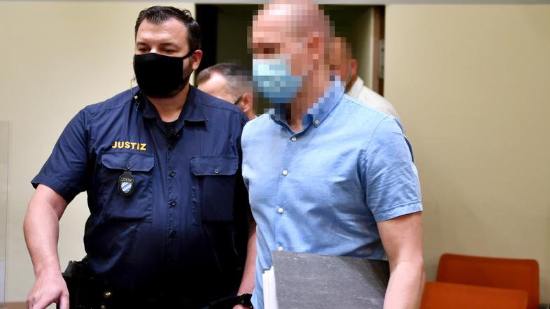 Mark S. afera Aderlass