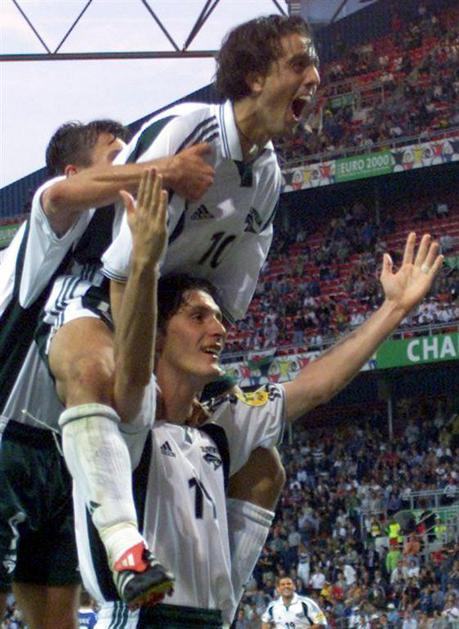 Miran Pavlin Zlatko Zahovic gol zadetek veselje proslavljanje proslava slavje