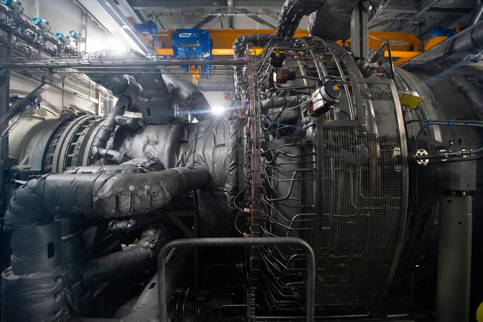 TE-TOL | Avtor: Anže Petkovšek