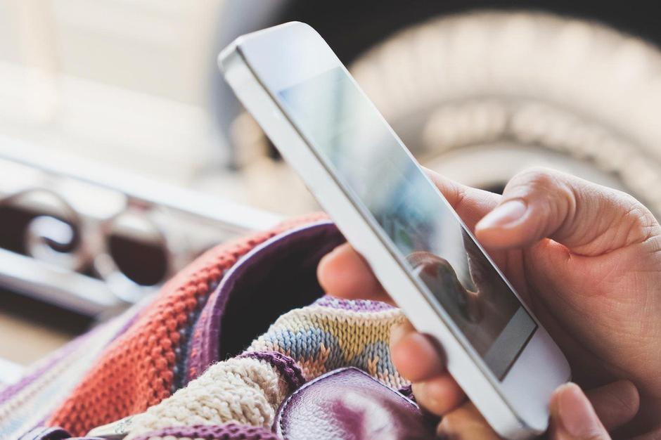 mobilni telefon | Avtor: Profimedia