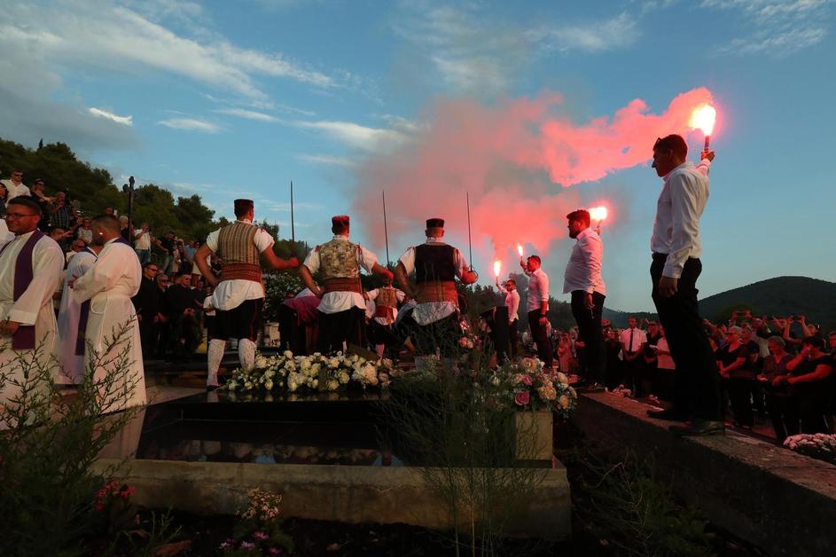 Pogreb Oliverja Dragojevića