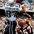 New England Patriots (1-0) so z 38:24 premagali Cincinnati Bengals (0-1). Po res